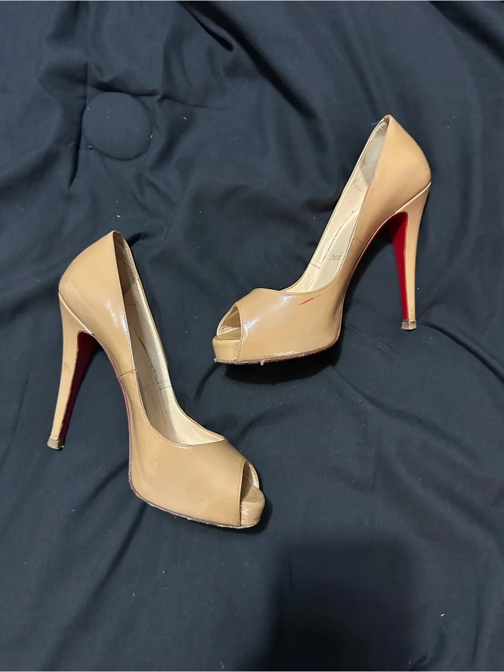 Christian Louboutin Lady Peep Size 36 1/2 Beige Patent Leather Peep Toe Pumps